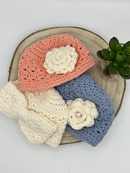 Bonnet bébé crocheté à la main