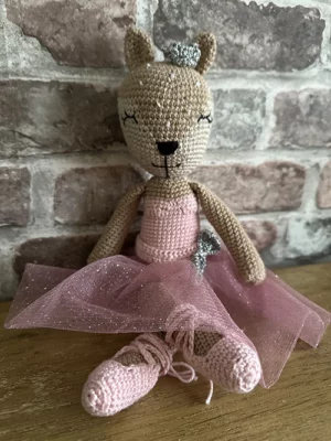 Kit crochet Alina Biche danseuse